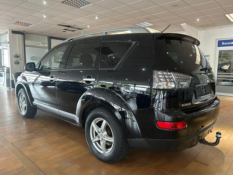Gebraucht Mitsubishi Outlander 156 PS (114 kW) 2010 Schwarz SUV