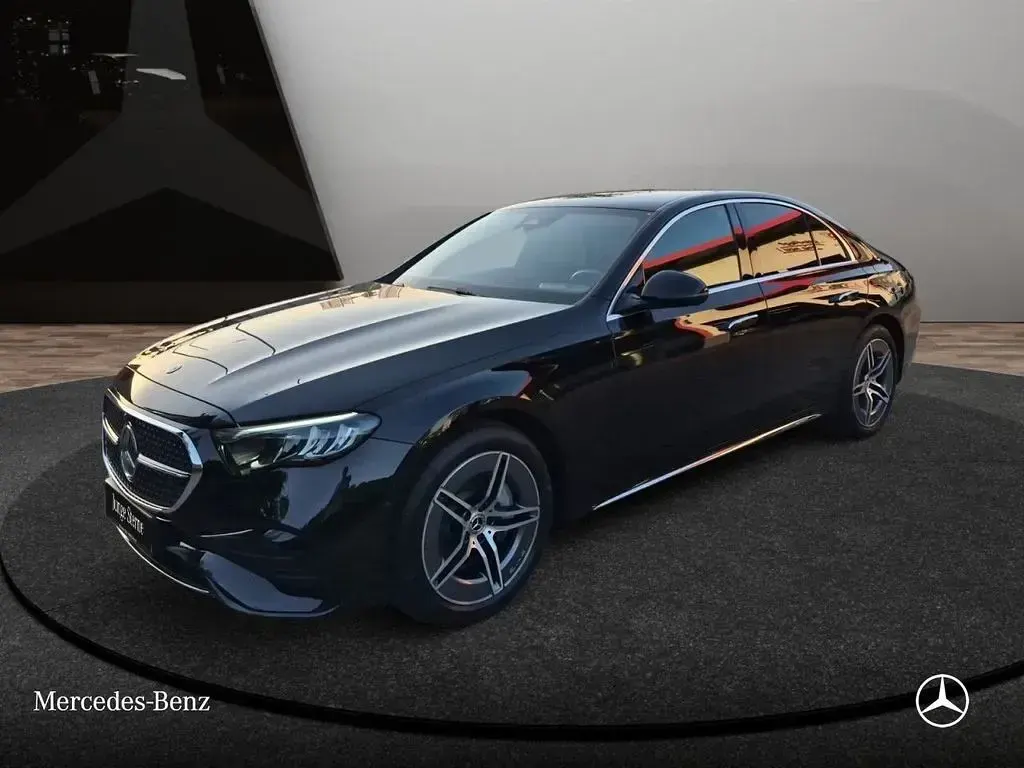 Gebraucht Mercedes E300 Advanced 204 PS (150 kW) 2025 Schwarz Limousine