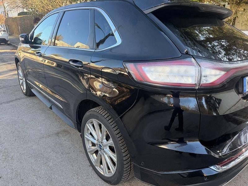 Gebraucht Ford Edge Vignale 209 PS (153 kW) 2017 Schwarz SUV