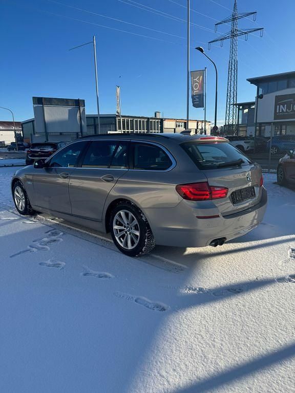 Gebraucht BMW 520 Performance 184 PS (135 kW) 2011 Silber Kombi