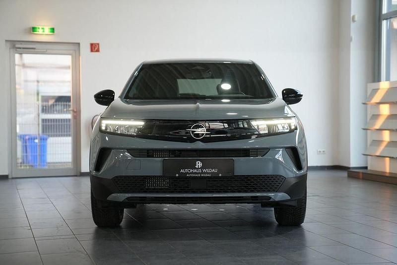 Neu Opel Mokka Elegance 131 PS (96 kW) 2025 Lack grau artense/typ aussenve SUV