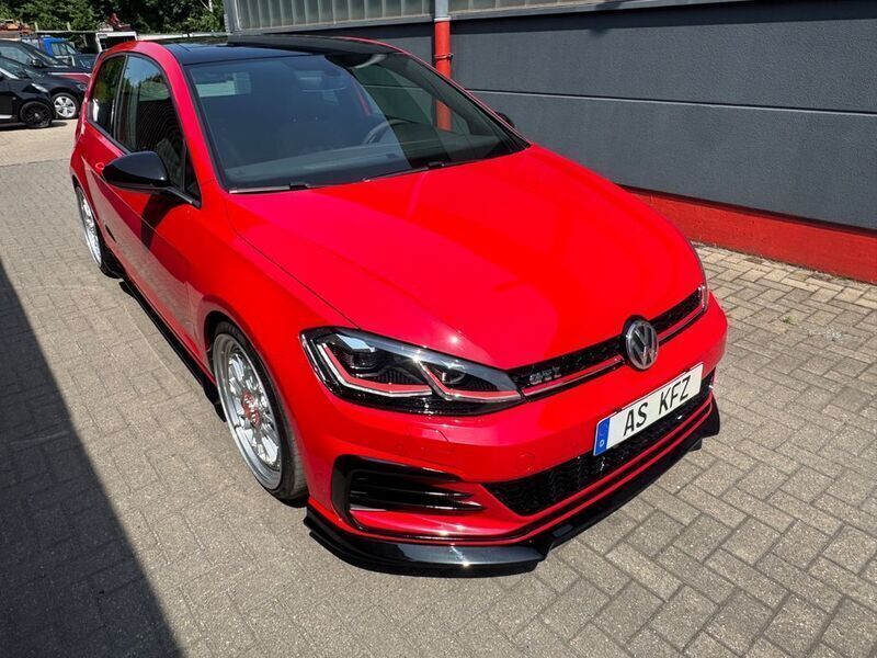 Rot Gebraucht 2017 VW Golf VII GTI | 23.900 € (Teuer) - Bild 1/4