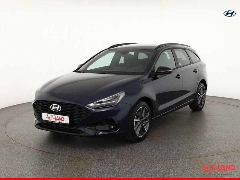 Blau Neu 2025 Hyundai i30 Kombi | 26.890 € (Fairer Preis) - Bild 1/4