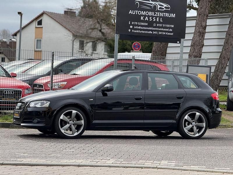 Gebraucht Audi A3 S-Line 105 PS (77 kW) 2011 Schwarz Kleinwagen