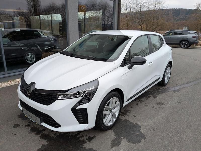 Neu Renault Clio V Evolution 91 PS (66 kW) 2026 Weiß Limousine