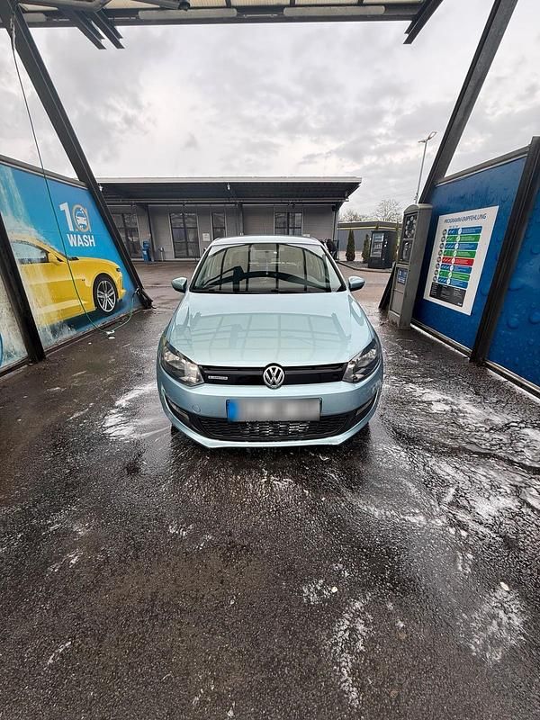 Gebraucht VW Polo 75 PS (55 kW) 2010 Blau Kleinwagen