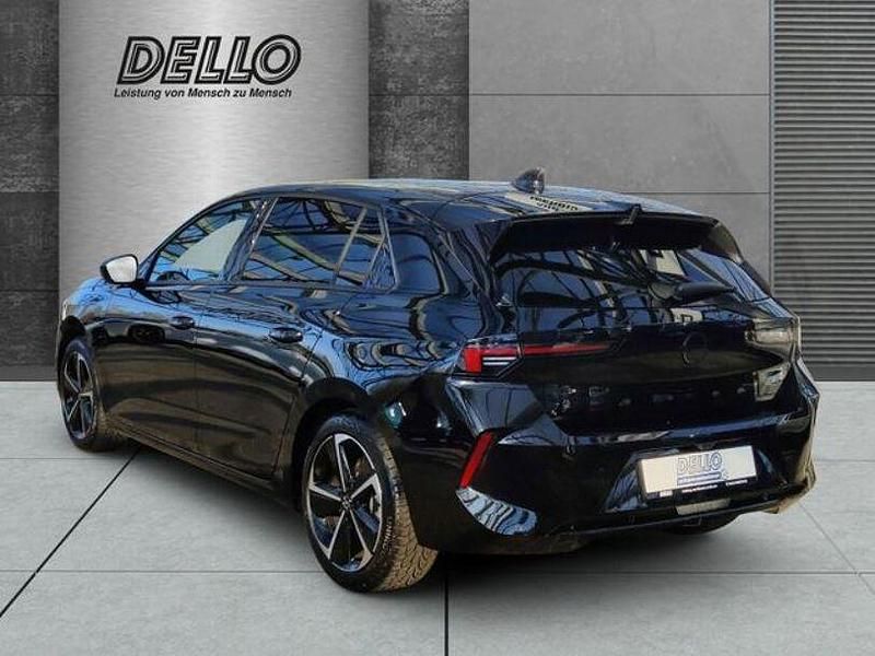 Gebraucht Opel Astra 131 PS (96 kW) 2024 Lackierung schwarz perla nera/ Limousine