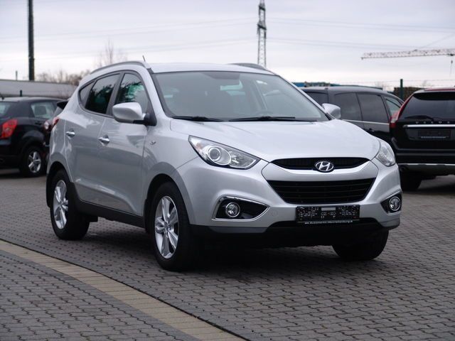 Gebraucht Hyundai ix35 Style 184 PS (135 kW) 2013 Silber metallic SUV