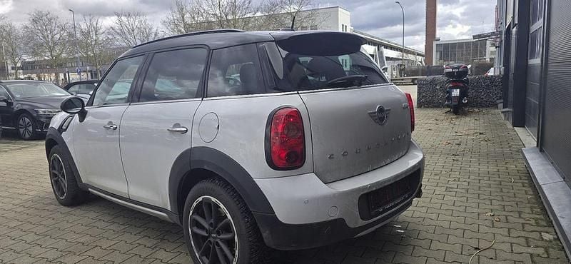 Gebraucht Mini Cooper D Countryman 111 PS (81 kW) 2016 Weiß SUV