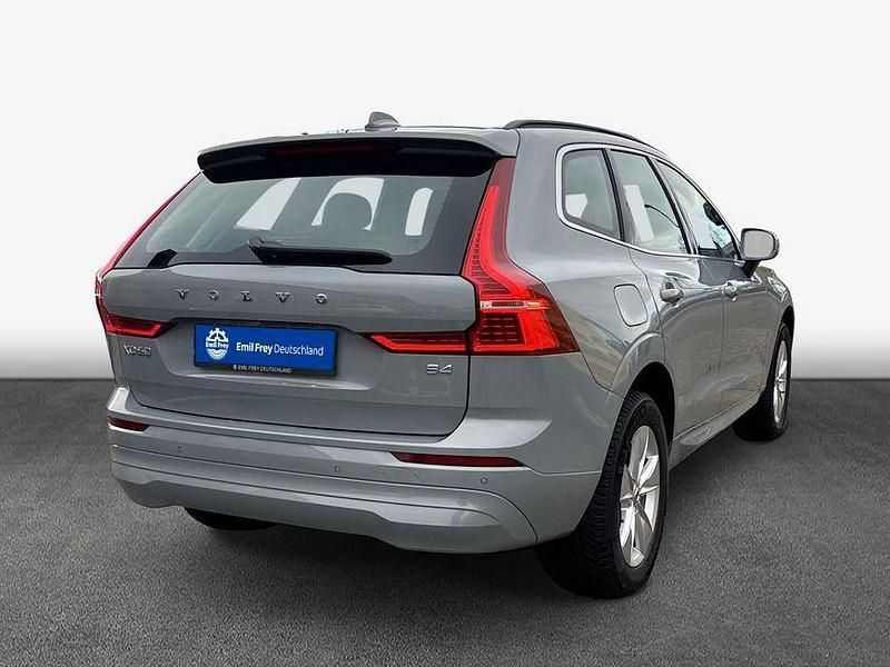 Neu Volvo XC60 Core 250 PS (183 kW) 2025 Grau SUV
