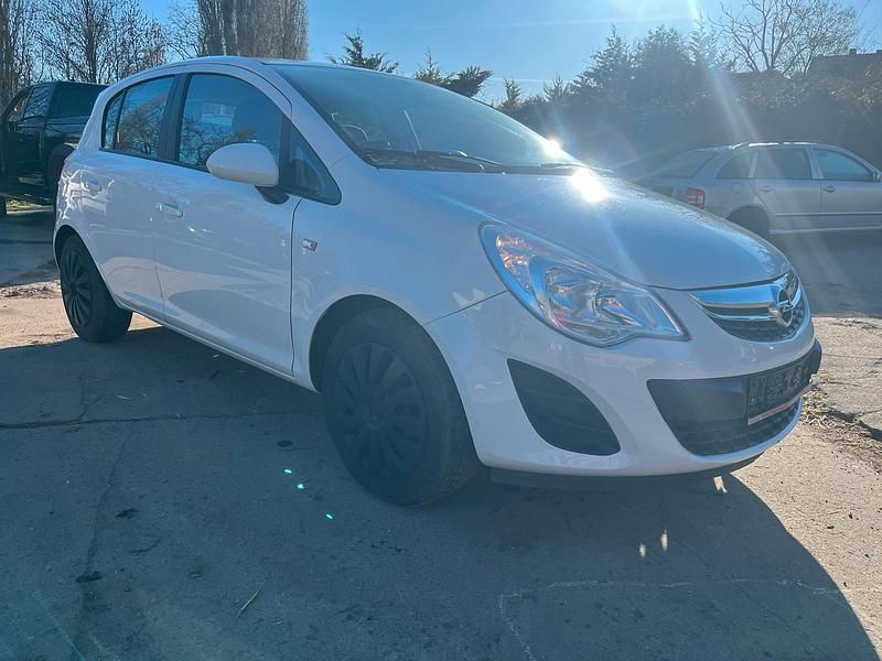 Gebraucht Opel Corsa 90 PS (66 kW) 2013 Kleinwagen