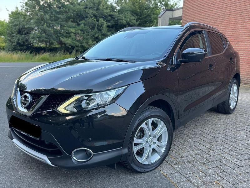 Schwarz Gebraucht 2016 Nissan Qashqai Tekna SUV | 9.990 € (Guter Preis) - Bild 1/4