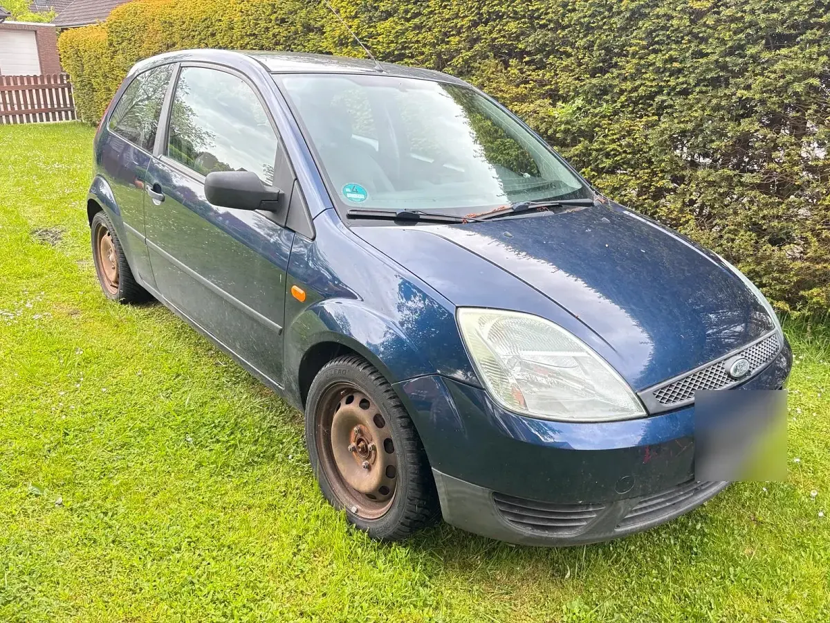 Gebraucht Ford Fiesta 60 PS (44 kW) 2003 Blau Kleinwagen