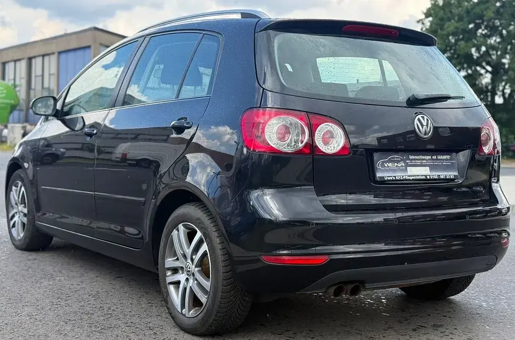 Gebraucht VW Golf Plus Cross Team 160 PS (117 kW) 2010 Schwarz Van / Kleinbus