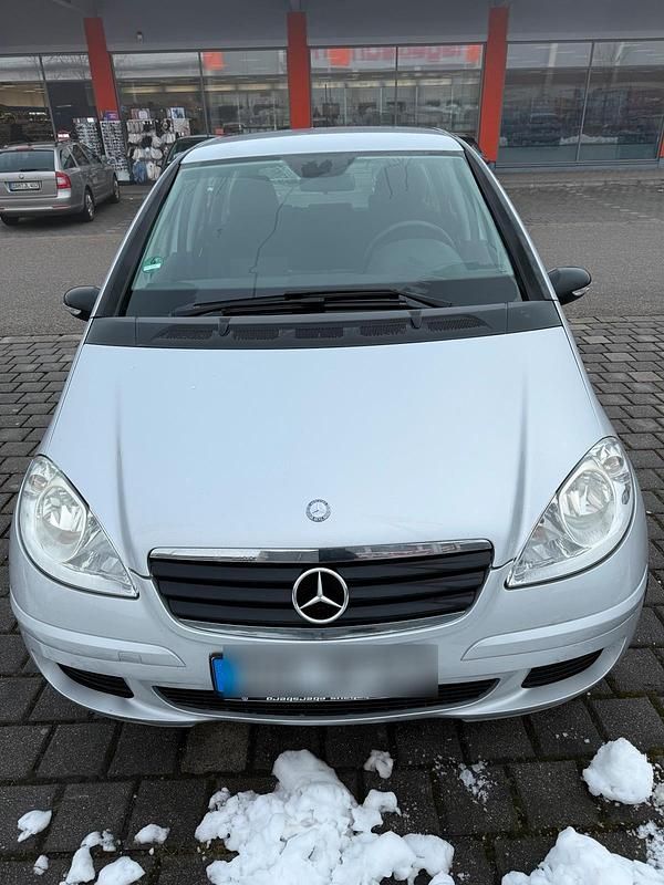 Silber Gebraucht 2006 Mercedes A150 Limousine | 2.150 € (Fairer Preis) - Bild 1/4
