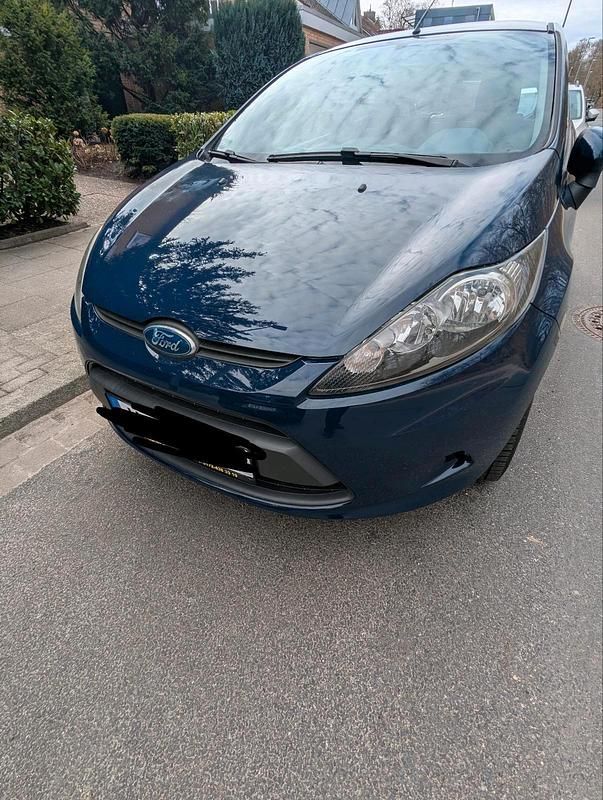 Gebraucht Ford Fiesta 60 PS (44 kW) 2010 Blau Kleinwagen