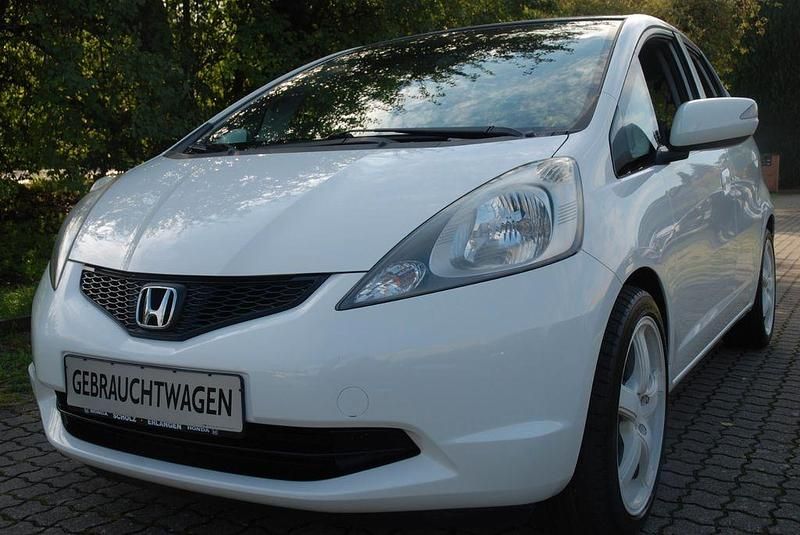 Gebraucht Honda Jazz Comfort 99 PS (72 kW) 2008 Weiß Kleinwagen