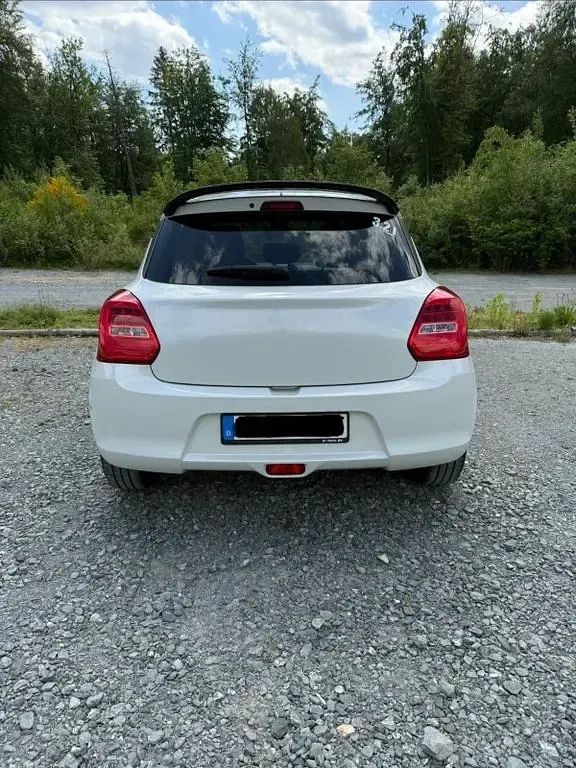 Usata Suzuki Swift Comfort+ 111 CV (81 kW) 2018 Bianco Utilitaria