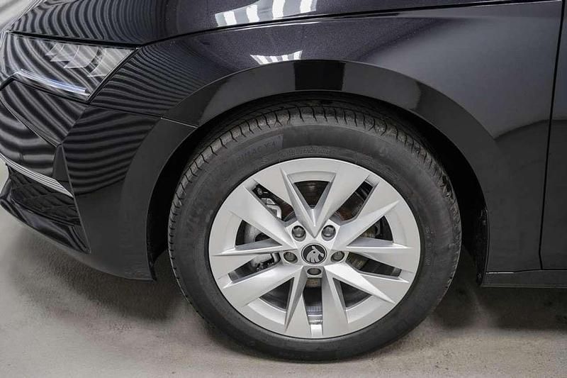 Nowe Skoda Octavia Selection 150 KM (110 kW) 2025 Czarny Kombi