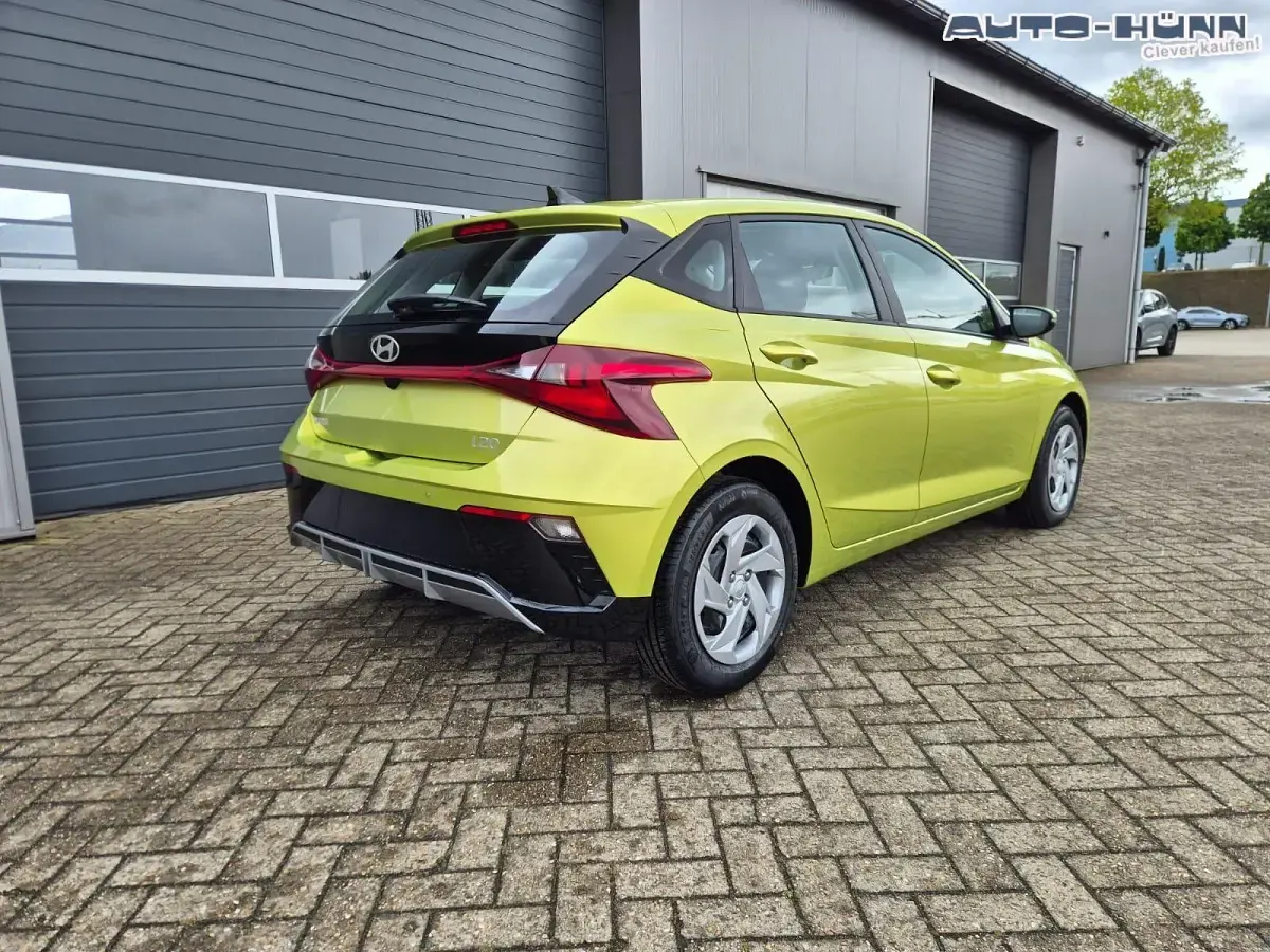 Ny Hyundai i20 90 HK (66 kW) 2026 Grøn Hatchback