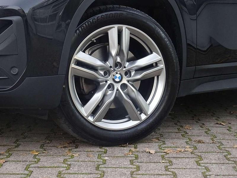 Gebraucht BMW X1 Advantage 140 PS (102 kW) 2022 Schwarz SUV