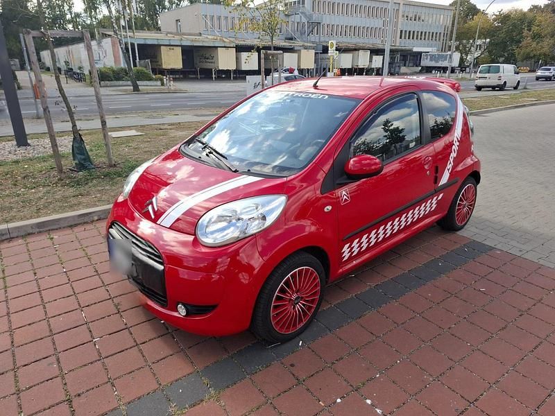 Gebraucht Citroën C1 69 PS (50 kW) 2009 Rot Kleinwagen