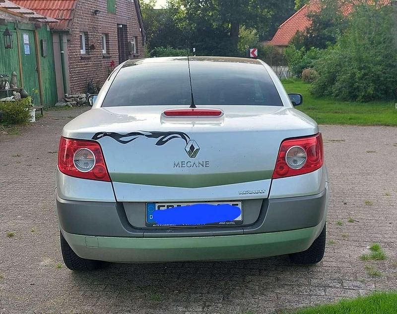 Silber Gebraucht 2006 Renault Mégane Cabriolet Cabrio | 2.000 € (Fairer Preis) - Bild 1/4