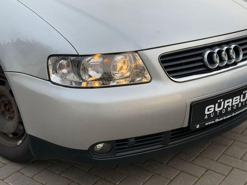 Gebraucht Audi A3 Ambiente 101 PS (74 kW) 2002 Silber Kleinwagen