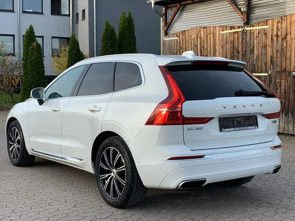 Gebraucht Volvo XC60 Inscription 320 PS (235 kW) 2017 Weiß SUV
