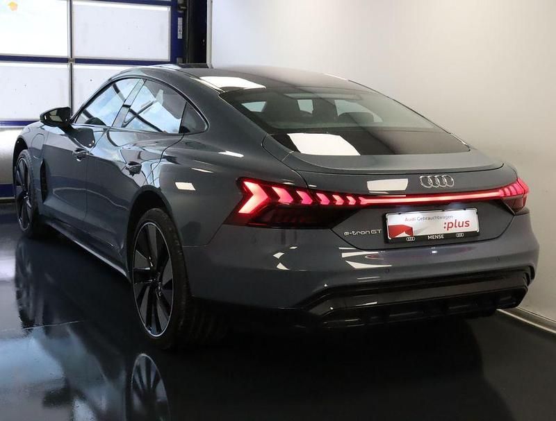 Gebraucht Audi e-tron GT quattro Advanced 350 kW (476 PS) 2021 Kemoragrau metallic Limousine