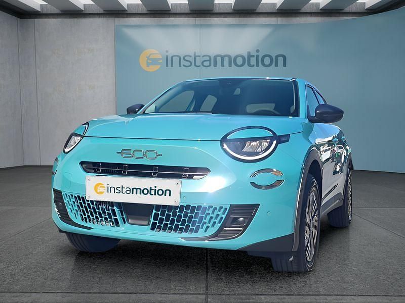 Blau Neu 2025 Fiat 600 Kleinwagen | 26.249 € (Guter Preis) - Bild 1/4