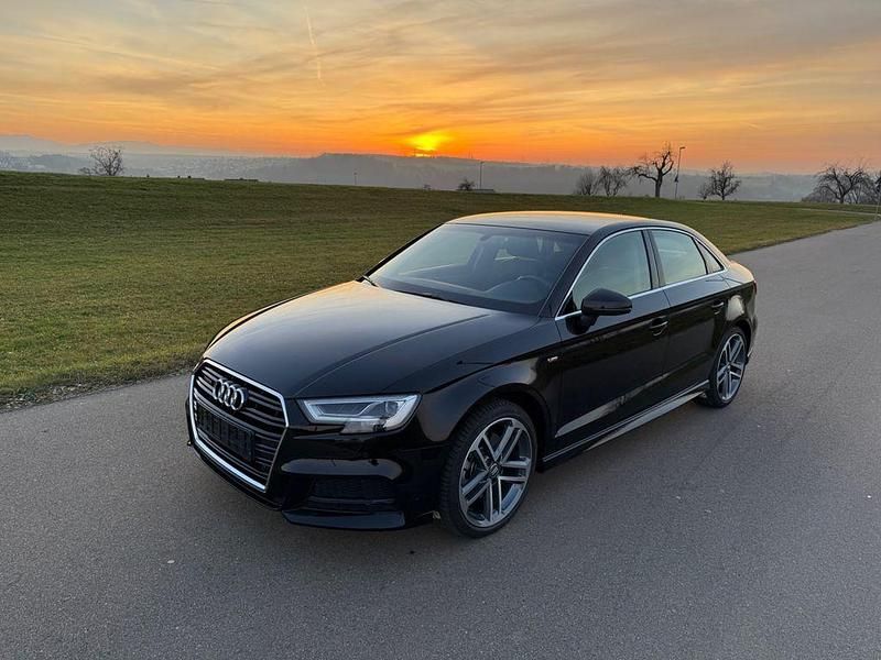 Schwarz Gebraucht 2020 Audi A3 S-Line Limousine | 23.400 € (Superpreis) - Bild 1/3