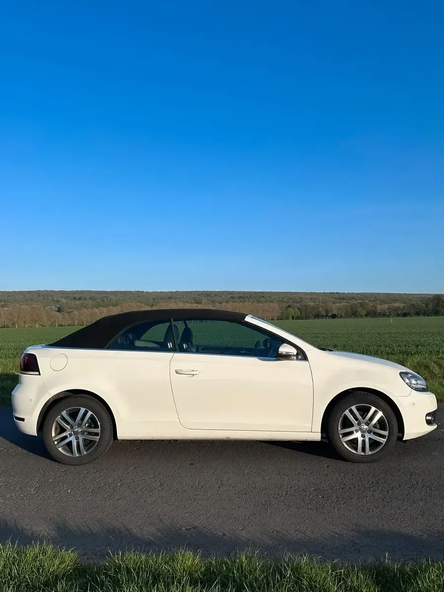 Używany VW Golf 105 KM (77 kW) 2011 Kabriolet