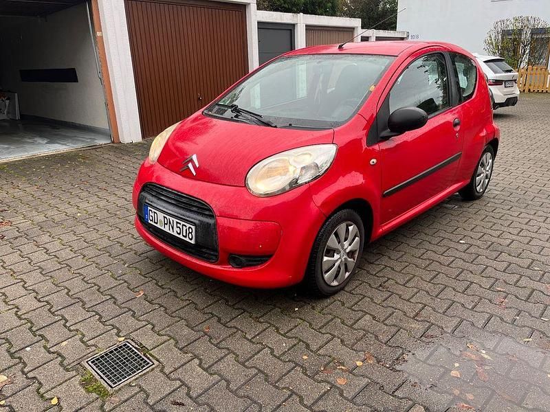 Rot Gebraucht 2009 Citroën C1 Kleinwagen | 1.300 € (Guter Preis) - Bild 1/4