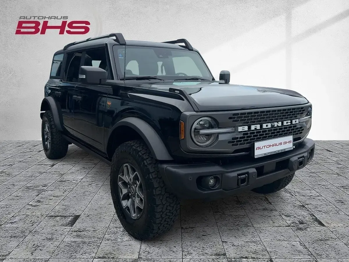 Neu Ford Bronco 334 PS (245 kW) 2026 Iridiumschwarz metallic, (schwarz) SUV