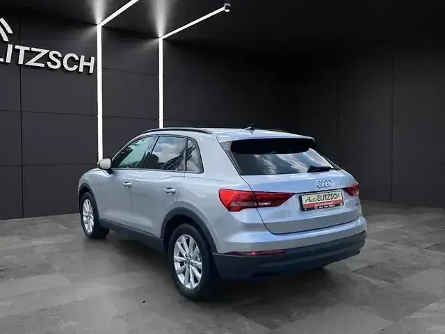 Gebraucht Audi Q3 Basis 190 PS (139 kW) 2019 Florettsilber metallic SUV