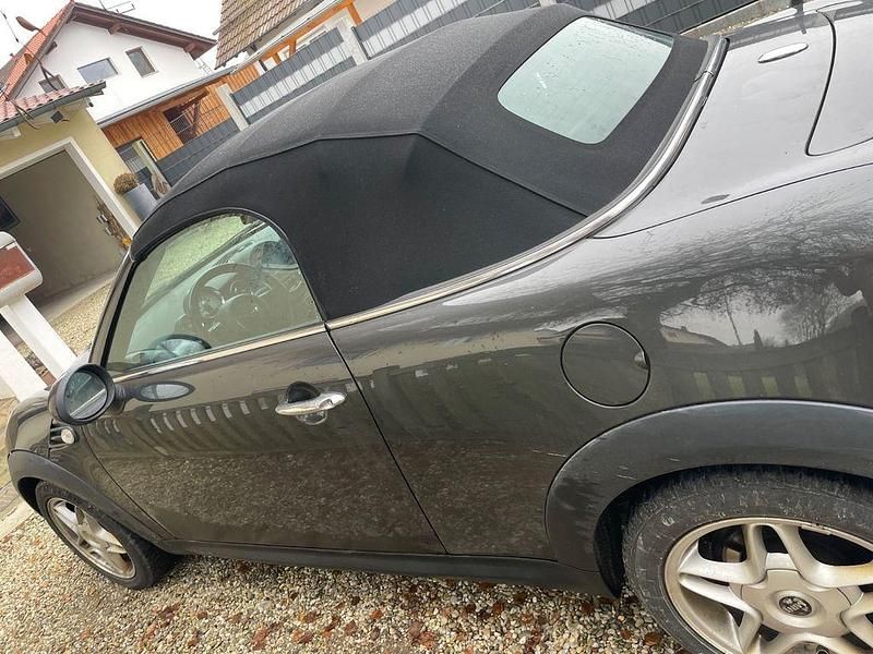 Gebraucht Mini Cooper Cabriolet 122 PS (89 kW) 2012 Grau Cabrio