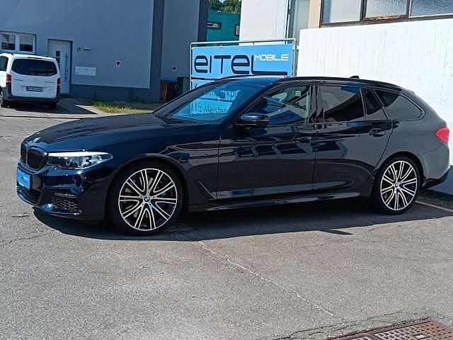 Black metallic Gebraucht 2020 BMW 540 M Sport Kombi | 31.990 € - Bild 1/4