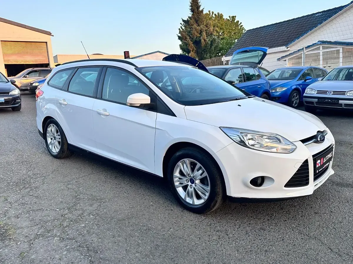 Usata Ford Focus 116 CV (85 kW) 2014 Bianco Berlina