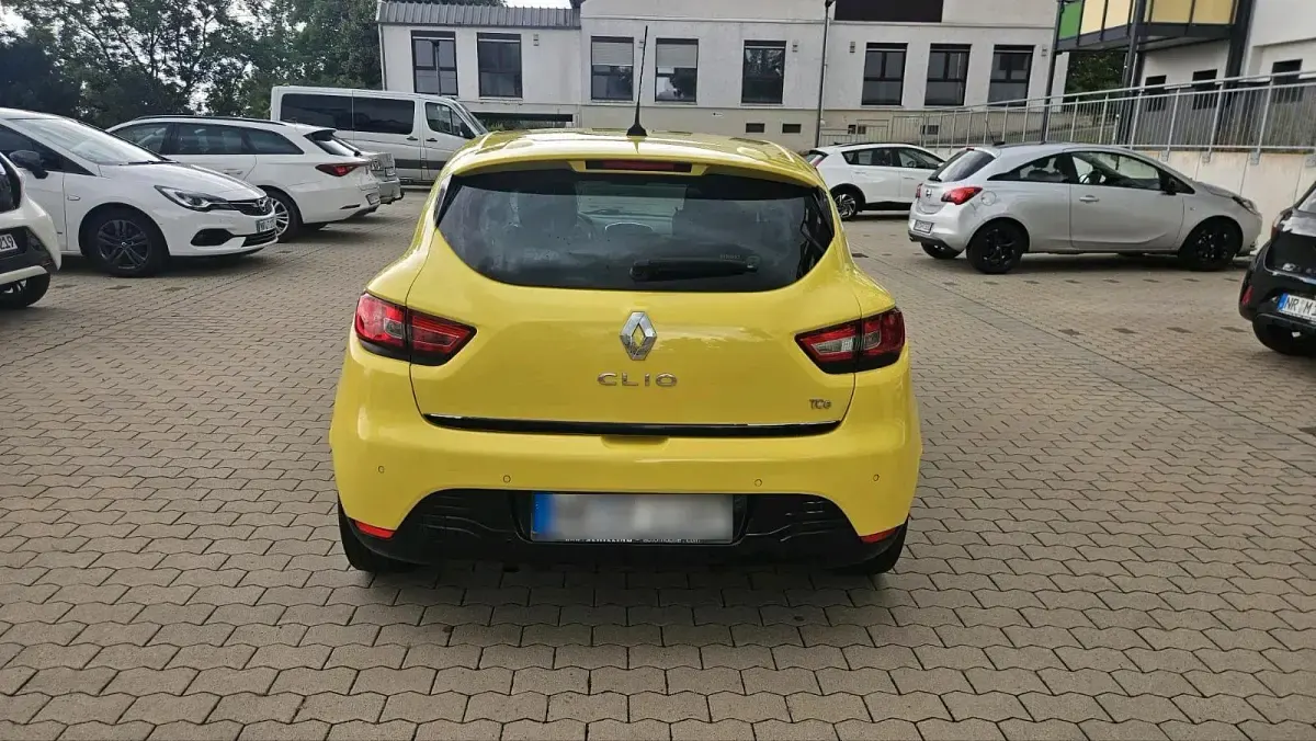 Gebraucht Renault Clio IV LIMITED 90 PS (66 kW) 2013 Gelb Kleinwagen