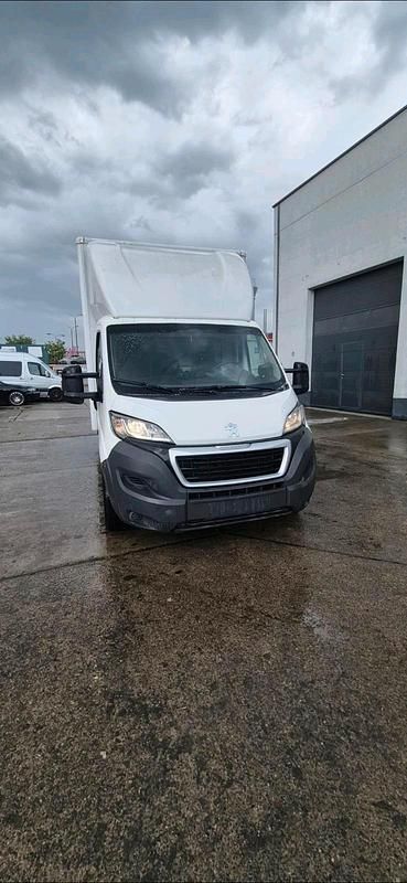 Andere farben Gebraucht 2018 Peugeot Boxer Van | 9.000 € (Superpreis) - Bild 1/4