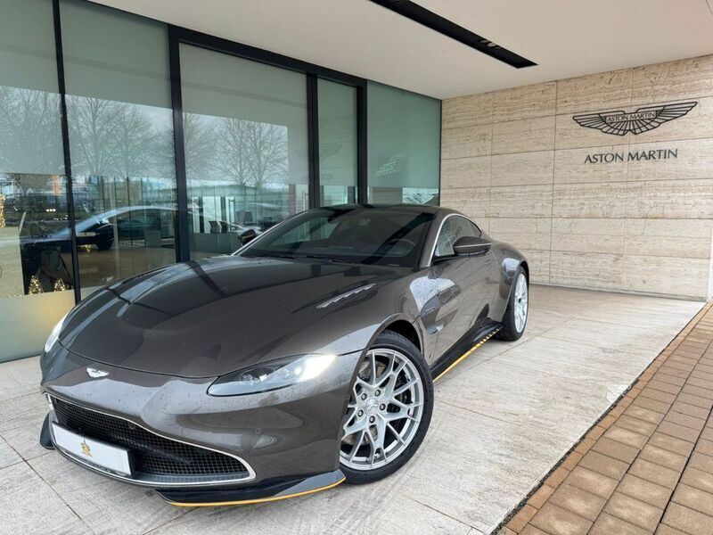 Grau Gebraucht 2021 Aston Martin V8 Vantage Coupé | 178.990 € - Bild 1/4