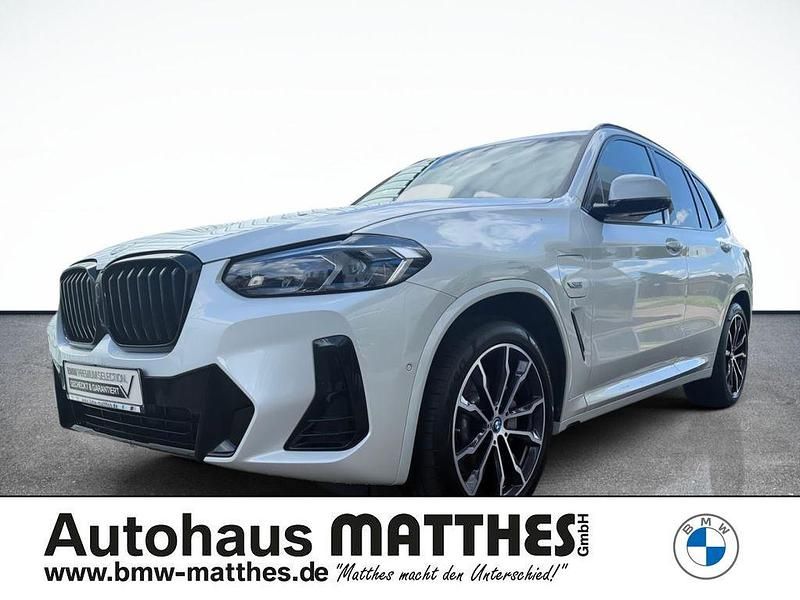 Weiss Gebraucht 2022 BMW X3 M Sport SUV | 49.950 € (Etwas zu teuer) - Bild 1/4