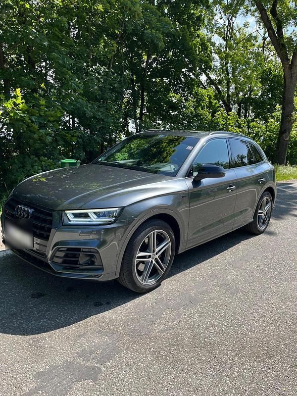 Grau Gebraucht 2018 Audi SQ5 Comfort SUV | 37.600 € (Fairer Preis) - Bild 1/4