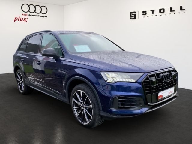 Blau Gebraucht 2021 Audi Q7 Ambiente SUV | 52.000 € (Superpreis) - Bild 1/4
