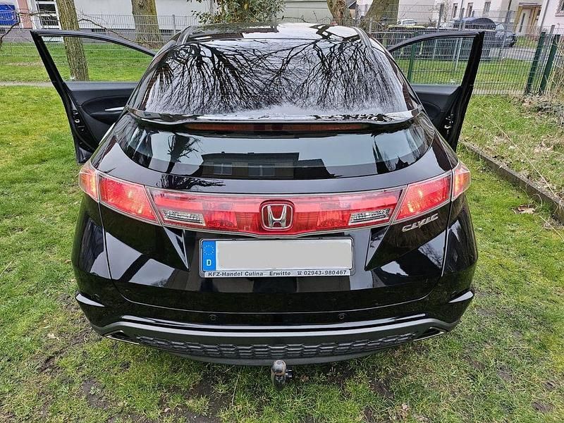 Gebraucht Honda Civic 140 PS (102 kW) 2008 Schwarz Limousine