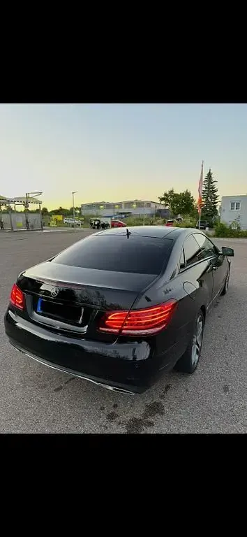 Gebraucht Mercedes E350 Sport Edition 258 PS (189 kW) 2016 Schwarz Coupé