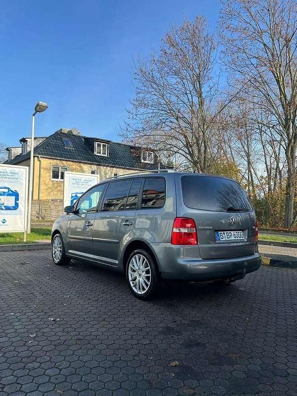 Gebraucht VW Touran Highline 136 PS (100 kW) 2004 Van / Kleinbus