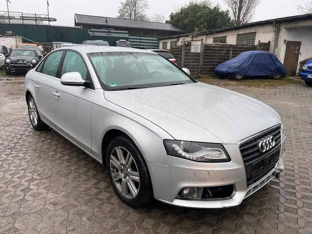 Gebraucht Audi A4 Ambiente 190 PS (139 kW) 2008 Silber Limousine