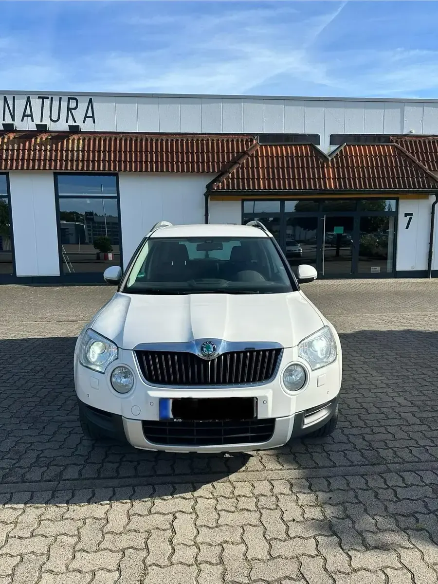 Gebraucht Skoda Yeti 110 PS (80 kW) 2012 Weiß SUV